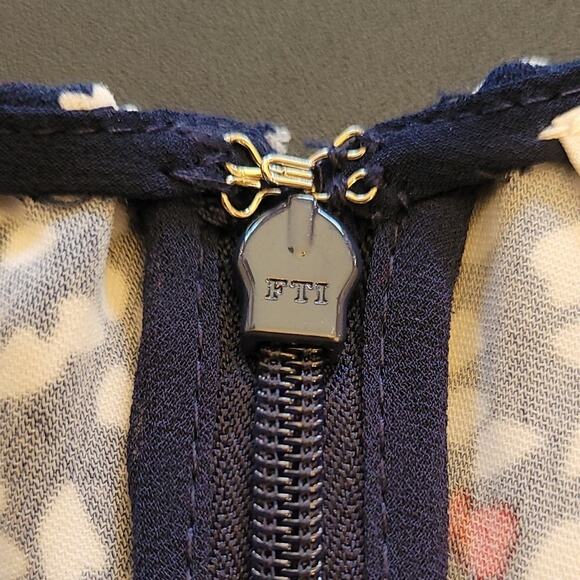 Michael Kors Navy Heart‑Print Fit‑and‑Flare Dress Size 4 Back‑Zip Lined Flirty - Picture 7 of 13